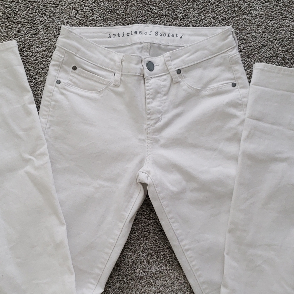 White Articles of Society Skinny Jeans Size 25